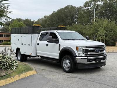 Ford F-550 XLT Crew Cab 4x4 Service Truck