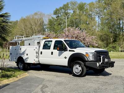 Ford F-550 Crew Cab 4x4 Powerstroke Diesel Service Truck