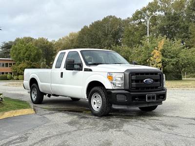 Ford F-250 SD XL SuperCab 2WD Long Box Work Truck