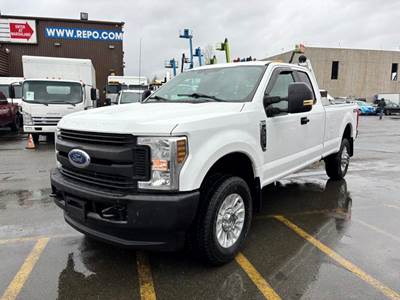 Ford F-250 SD XLT SuperCab Long Bed 4WD
