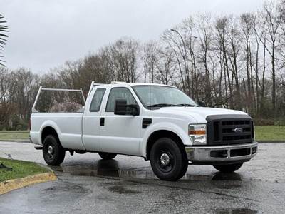 Ford F-250 SD XL SuperCab Long Box 2WD 5.4L V8
