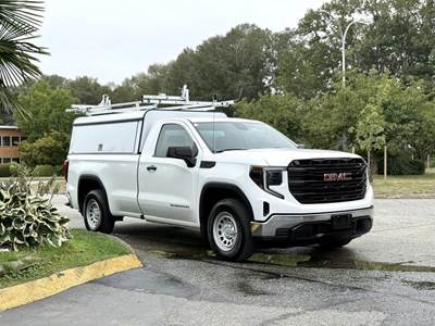 GMC Sierra 1500 Regular Cab 2WD with Service Canopy