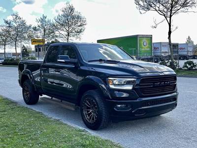 RAM 1500 Sport Quad Cab 4WD