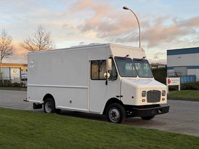Freightliner M Line MT45 Thermo King Reefer 14 Foot Step Van