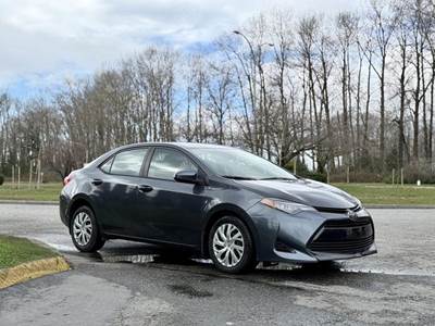 Toyota Corolla LE 1.8L CVT Sedan