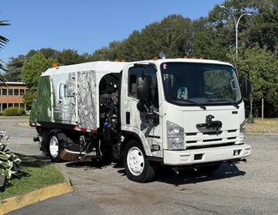 Isuzu NRR Sweeper Truck with Sprayer & Dump Box