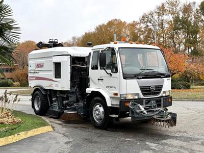 UD Trucks UD 3300 Elgin Crosswind Regenerative Air Sweeper (Nissan Diesel Chassis)