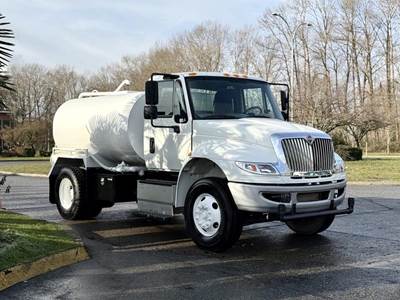 International 4300 2,000 Gallon Water Tanker Truck