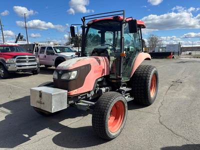 Kubota M6040 Diesel 4 wheel drive Farm Tractor