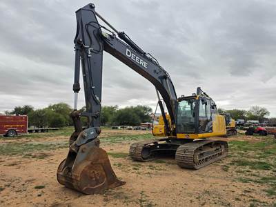 2013 John Deere 210G LC Excavator