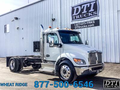 Kenworth T380 Single Axle Cab & Chassis Truck - Paccar, 330HP, 6 Speed Automatic