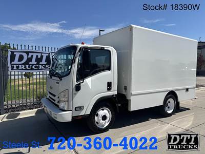 Chevrolet 4500 Box Truck - Automatic