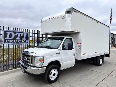 Ford E-450 16 ft Box Truck - Automatic, Liftgate