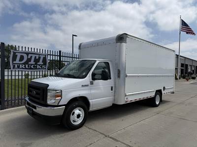 Ford E350 Box Truck - 6 Speed Automatic