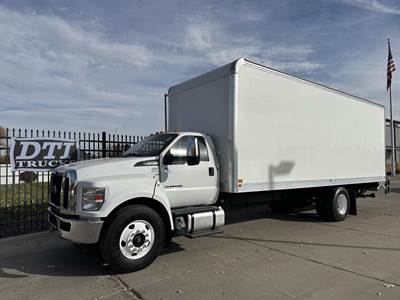 Ford F-650 26 ft Box Truck - 270HP, 6 Speed Automatic, Liftgate