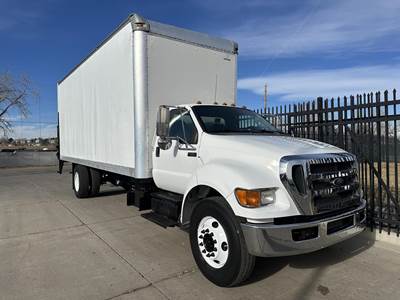 Ford F-650 24 ft Box Truck - 240HP, 6 Speed Automatic, Liftgate
