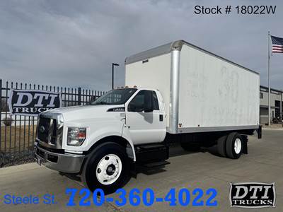 Ford F-650 Box Truck - Automatic, Liftgate