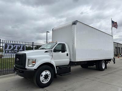 Ford F-650 24 ft Box Truck - 6 Speed Automatic, Liftgate