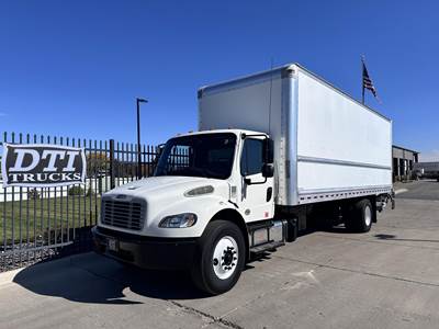 Freightliner M2 106 Box Truck - 220HP, Automatic, Roll up Door, Liftgate
