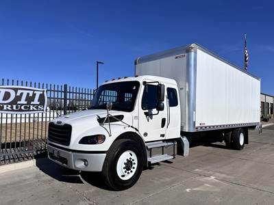 Freightliner M2 106 26 ft Box Truck - 240HP, 6 Speed Allison Rds Amt, Roll up Door, Liftgate