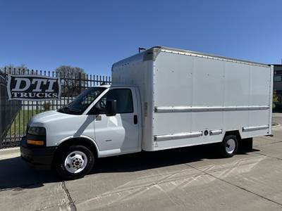 GMC Savana G3500 16 ft Box Truck - 345HP, Automatic