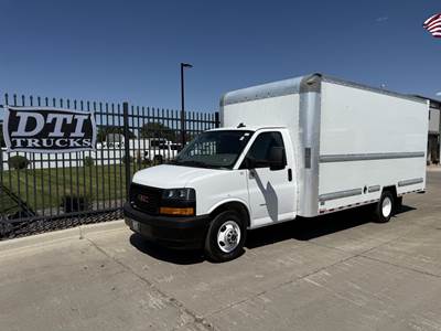 GMC Savana G3500 16 ft Box Truck - Automatic