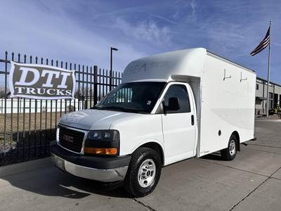 GMC Savana G3500 12 ft Box Truck - 6 Speed Automatic, Swing Door