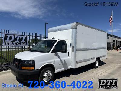GMC Savana G3500 Box Truck - Automatic