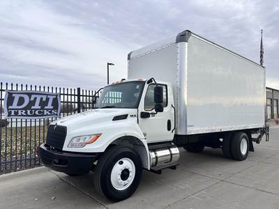 International MV 20 ft Box Truck - 220HP, 7 Speed Automatic, Roll up Door, Liftgate