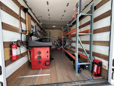 Isuzu NRR Box Truck - 350HP, 6 Speed Automatic, Liftgate