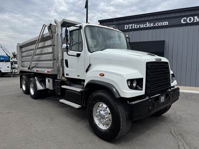 Freightliner 114SD Dump Truck - Detroit 470HP, 6 Speed Allison Rds Automatic, 15' Dump