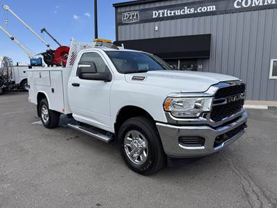 RAM 3500 Fuel & Lube Truck - Chrysler, 8 Speed Automatic