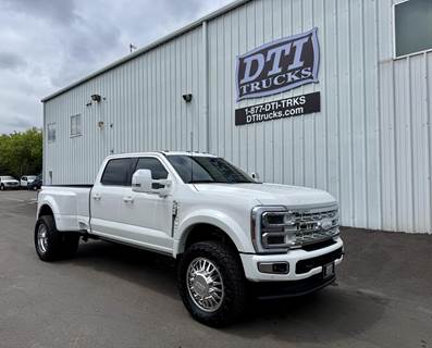 Ford F-450 Platinum