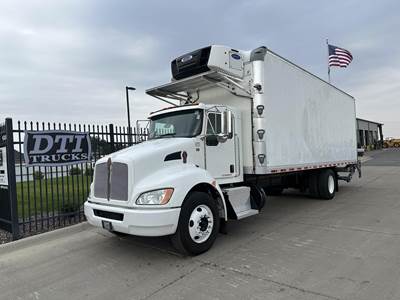 Kenworth T270 Refrigerated Truck - 260HP, 6 Speed Automatic, Carrier, Liftgate
