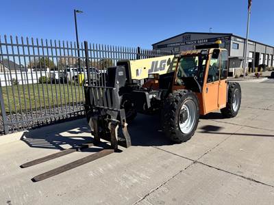 JLG G6-42A Telehandler - 6000lb Capacity, 42ft Lift Height