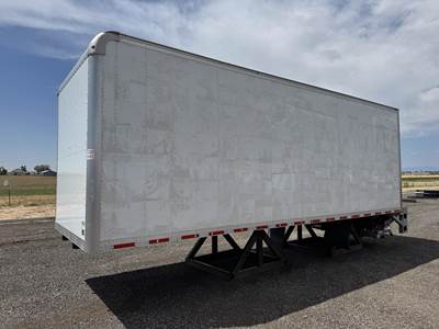 BROWN INDUSTRIES 26 FT Van Truck Body