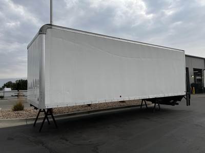 BROWN INDUSTRIES 26 FT Van Truck Body