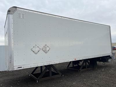 Utilimaster 26 FT Van Truck Body