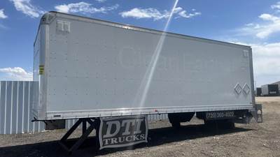 Utilimaster 26 FT Van Truck Body