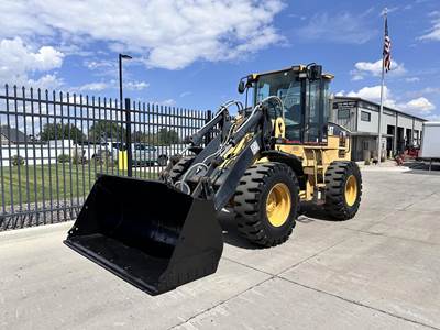 Caterpillar IT28G Wheel Loader