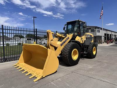 Komatsu WA320-7 Wheel Loader