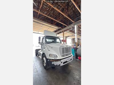 Freightliner M2 Day Cab Truck - Cummins