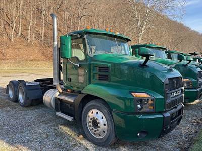 Mack AN64T Day Cab Truck - MP8 415HP, Automatic