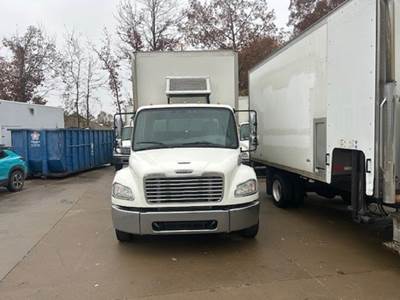 Freightliner M2-106 18 ft Box Truck - 220HP, Automatic