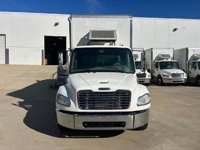 Freightliner M2-106 Box Truck - 220HP, Automatic