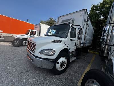 Freightliner M2-106 22 ft Box Truck - 250HP, Automatic