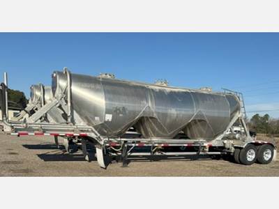 Polar Pneumatic Tanker Dry Bulk / Pneumatic Tank Trailer