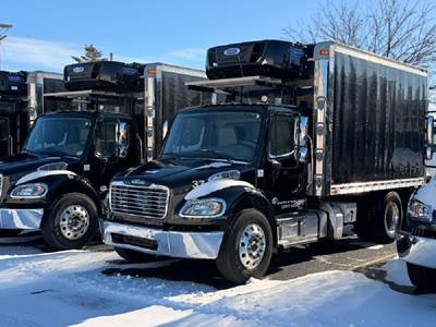 Freightliner M2 106 16 ft Refrigerated Truck - 240HP, Automatic, Carrier
