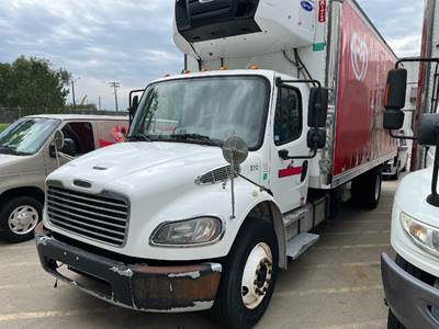 Freightliner M2 22 ft Refrigerated Truck - Automatic, Carrier