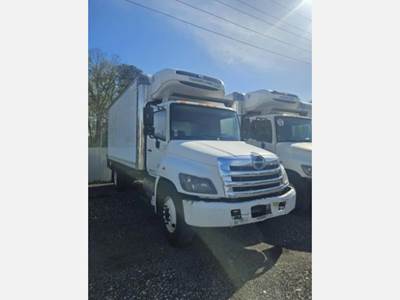 Hino 268 18 ft Refrigerated Truck - Automatic, Thermoking